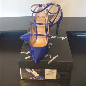 BRAND NEW!!! Royal Blue pointed heels